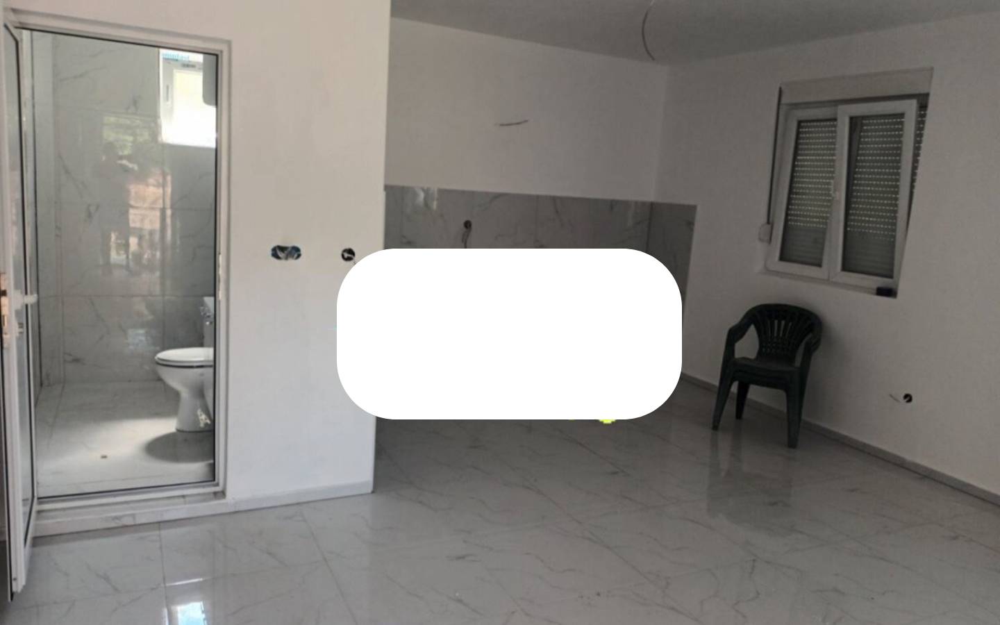 Elegant, minimalistic Ulcinj property with premium marble floors, glassed bathroom&mdash;exclusive listing at immobilien.ekosphere.me by ekosphere doo.