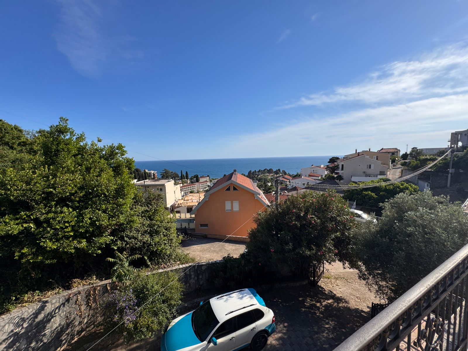 Prime Ulcinj real estate: sea views, lush greenery, homes, and investment potential. Listed by immobilien.ekosphere.me (ekosphere doo).