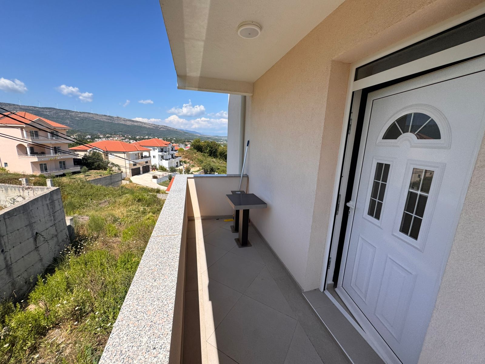 Charming tiled balcony with scenic views in Ulcinj, Montenegro&mdash;ideal investment via immobilien.ekosphere.me by ekosphere doo.